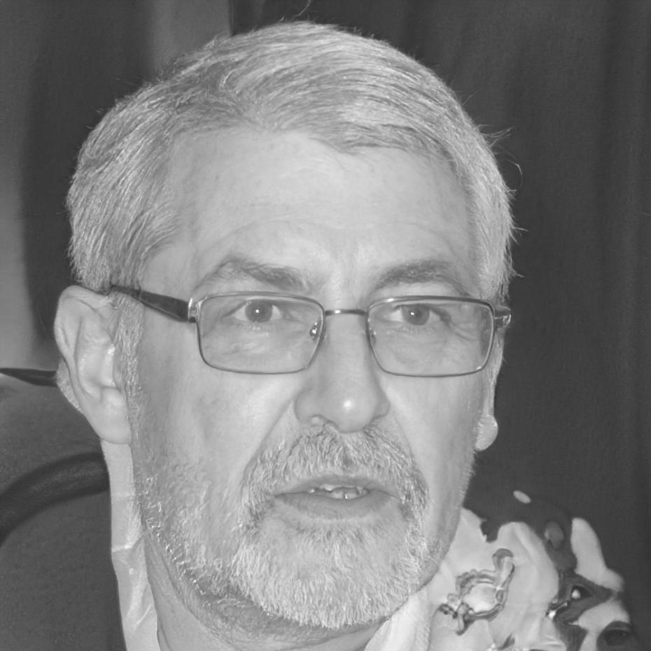 Portrait de Marc Dubois, expert en analyse financière