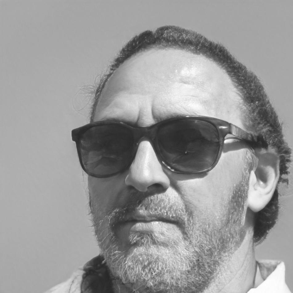 Portrait de Thomas Moreau, expert en gestion de portefeuille